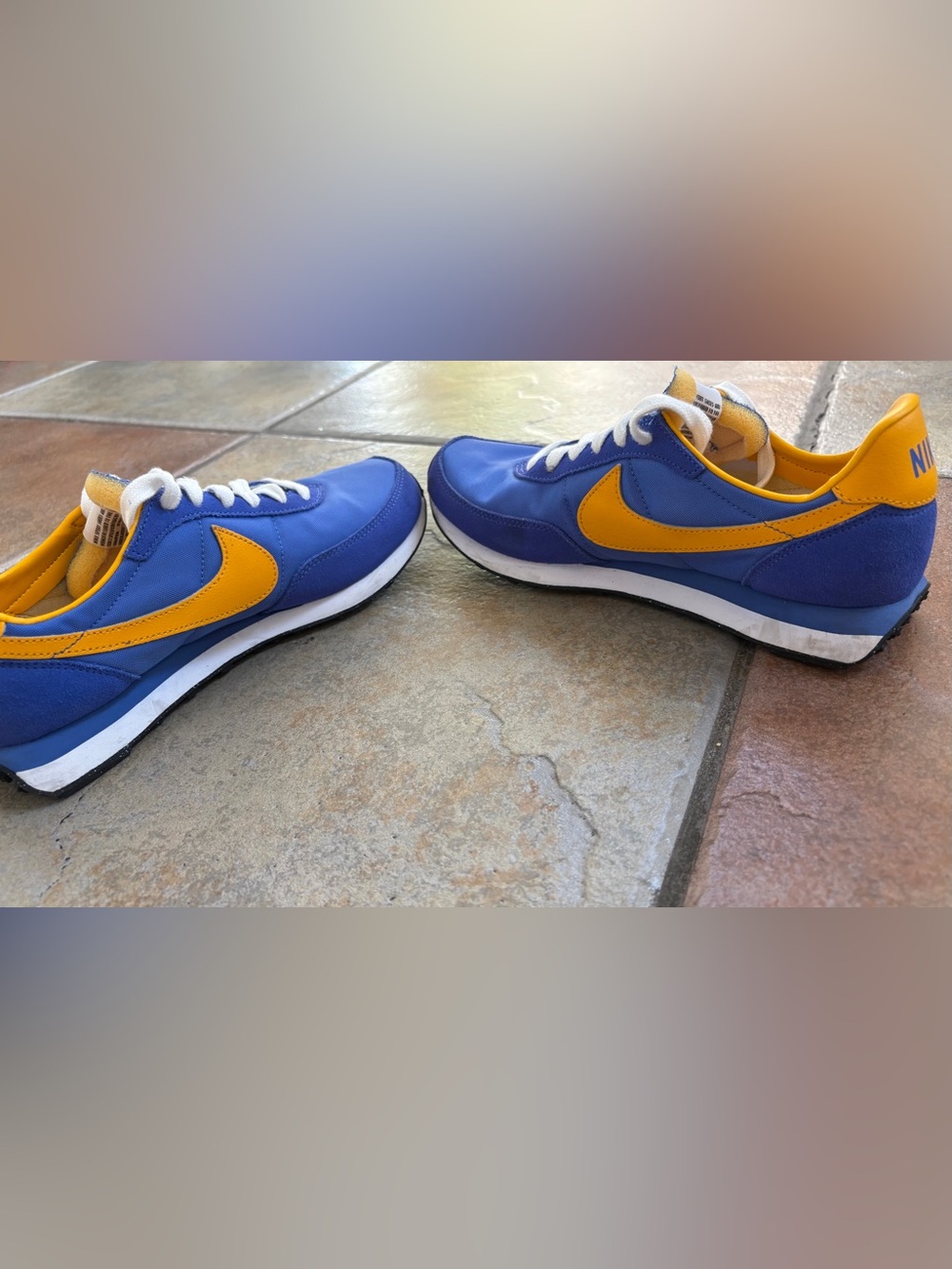 Nike Waffle Trainer 2 Youth Sneakers- Blue & Yellow, Sz 6Y (fits women’s 7.5) - Picture 7 of 7